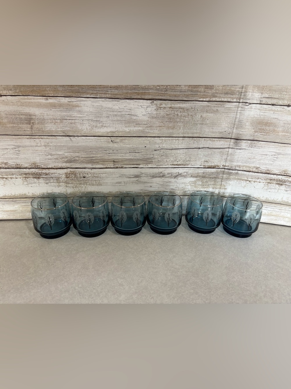 Set of 6 new old stock Dominion /St. Clair glass frosted blue lowball glasses